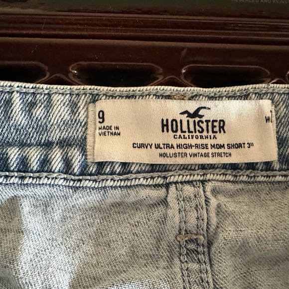 Shorts - Picture 1 of 2